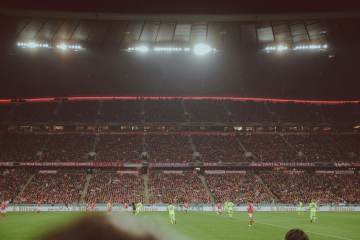 西班牙夺冠烟花却是蓝白色？FIFA内定阿根廷夺冠？名记官宣回应（配图示意）